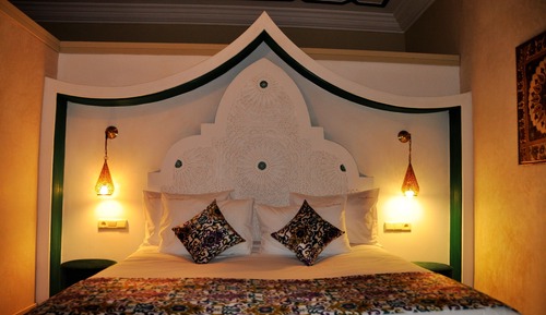 Romantic Suite (Zamarad)