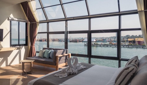 Deluxe Room, Sea View, Corner