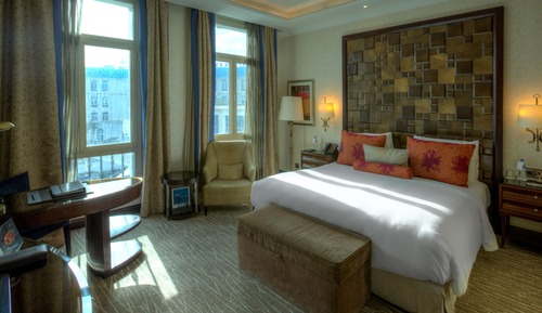 Deluxe Room, 1 Bedroom, Private Bathroom, Pool View (Deluxe Pool Room)