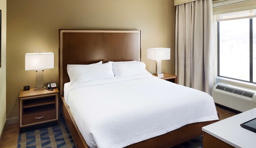 Room, 1 King Bed, Accessible (Roll-In Shower)