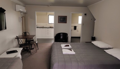 Executive Studio Suite
