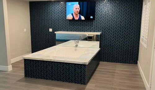 Suite, 1 King Bed, Non Smoking, Jetted Tub