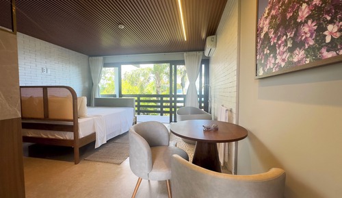 Cabin, Sea View