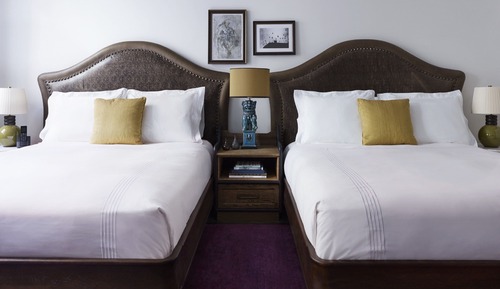 Room, 2 Queen Beds, Accessible, Bathtub