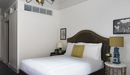Room, 1 Queen Bed, Accessible, Bathtub