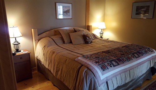Bryant Pond Room