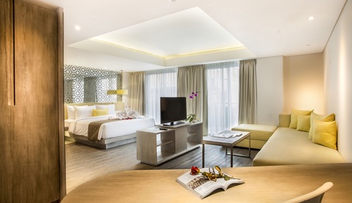 Junior Suite, 1 King Bed