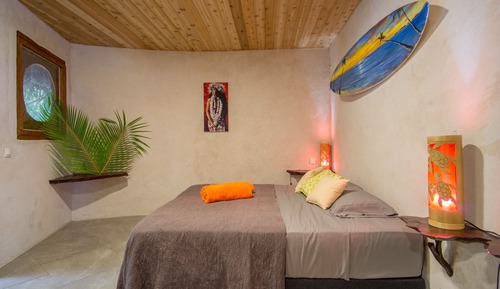 All Inclusive Private Bungalow 'Vini Vini 1' with Ensuite
