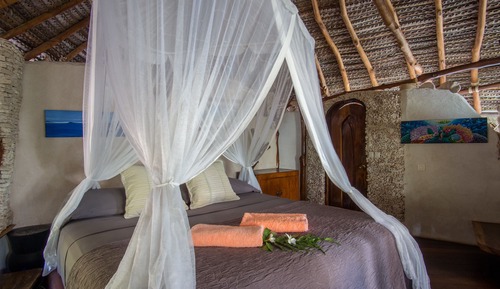 All Inclusive Private Bungalow 'Kahaia' with Ensuite