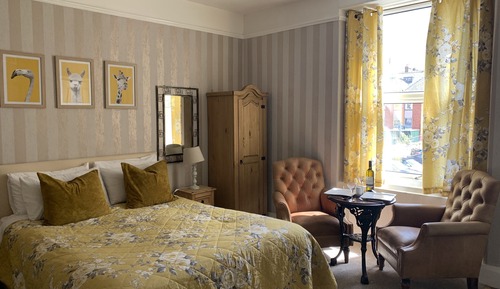 Classic Double Room (Beaumaris)