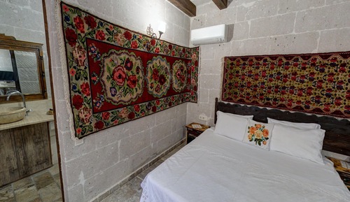 Superior Double Room (Stone)