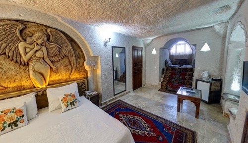 Junior Suite, Jetted Tub (Cave)