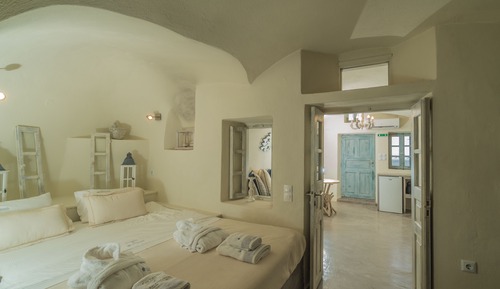 House, 2 Bedrooms, Jetted Tub (Cave)