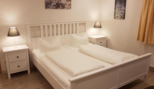 großes Doppelzimmer