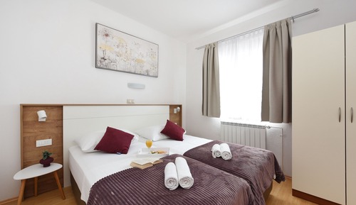 Comfort Apartment, 3 Bedrooms, Terrace, Sea View