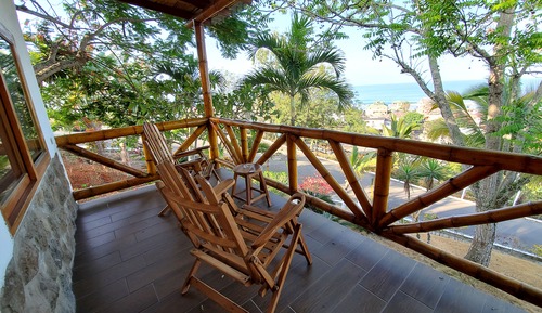 Bungalow with Sea View