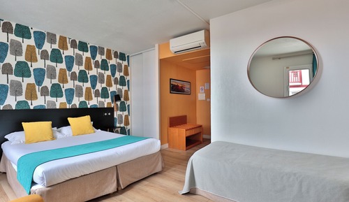 Triple Room