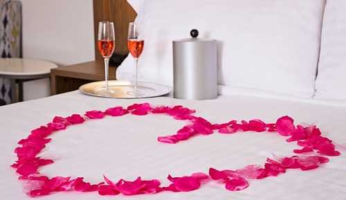 Suite, 1 King Bed, Accessible (Mobil Tran Shwr)