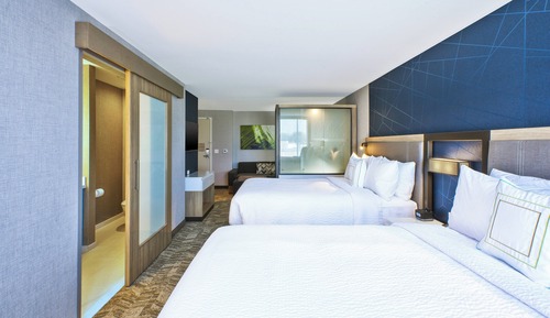 Suite, Multiple Beds, Non Smoking (Hearing Accessible)