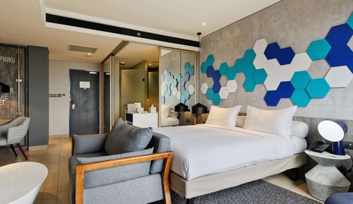 Deluxe Room, 1 Queen Bed