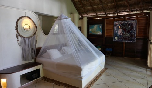 Luna Nueva Suite  AC Room from 9pm to 8am