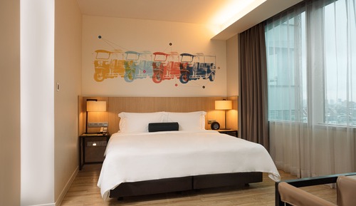 Deluxe Room, 1 King Bed