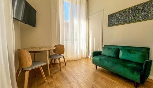 Deluxe Condo