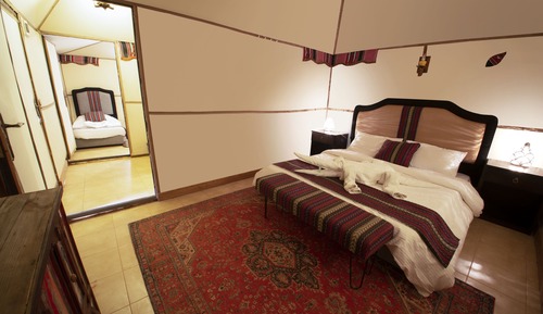 Family Suite, 2 Bedrooms, Private Bathroom, Mountain View