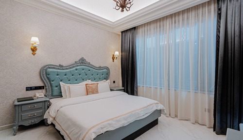 Suite Room