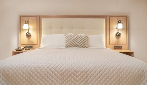 Junior Suite, 1 King Bed