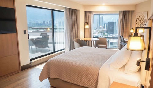 Superior Room, 1 King Bed, Accessible