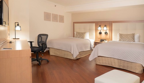 Executive Suite, 2 Double Beds (Junior)