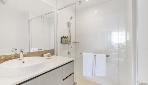 2 Bedroom Apartment (No Housekeeping)