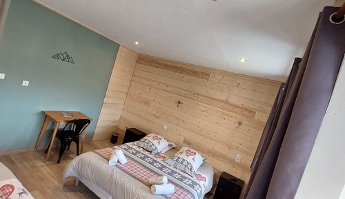Classic Triple Room, Non Smoking, Ensuite (Chambre 8 (2 pers))