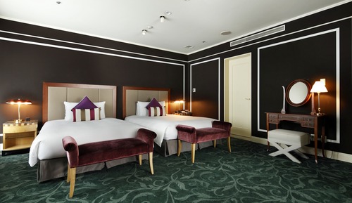 Junior Suite Twin Room, Club Lounge Access, 91 sqm, 2 Double Beds, Non Smoking