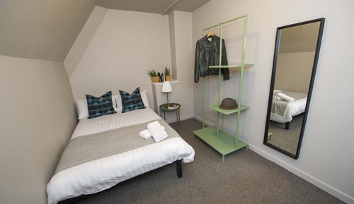 Classic Double Room, Shared Bathroom (9)
