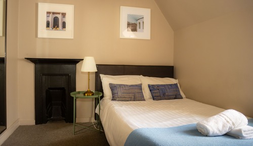 Classic Double Room, Shared Bathroom (10)