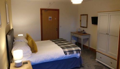 Double or Twin Room, Ensuite