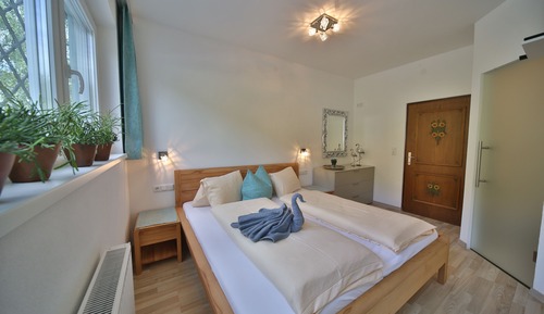 Exclusive Apartment, 3 Bedrooms, Valley View