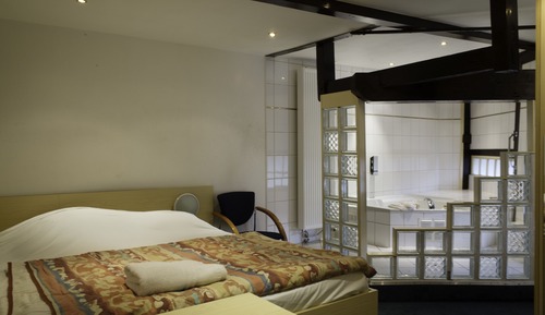 Double Room, Hot Tub