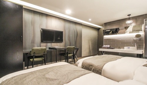 Business Twin Room
