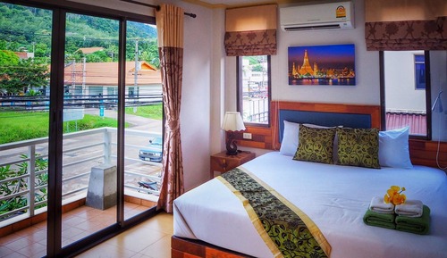Deluxe Double Room with Balcony