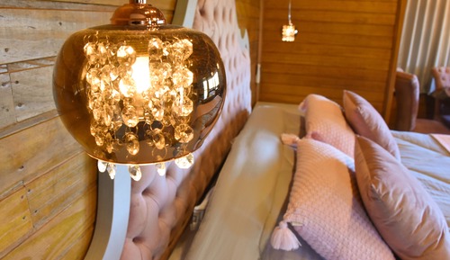Romantic Cabin