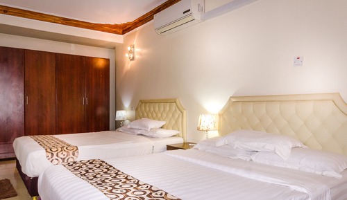Deluxe Twin Room, City View