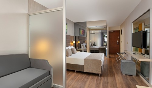Standard Room, Pool View