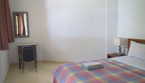 Room, 1 Queen Bed (AC)