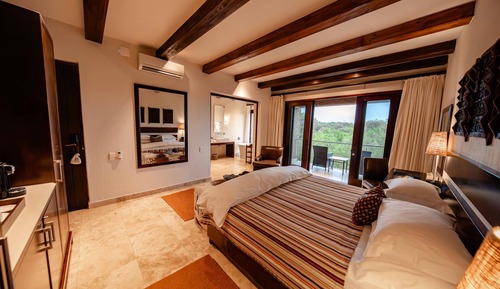 Superior Suite (River Lodge:  Spa Suite)