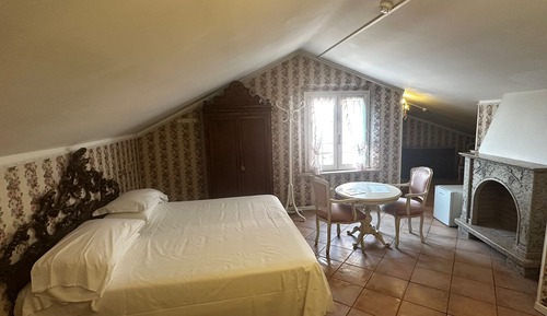 Classic Room