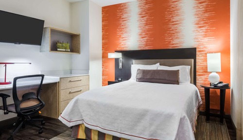 Studio, 1 Queen Bed, Accessible (Hearing)