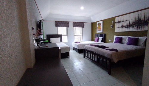 Classic Triple Room